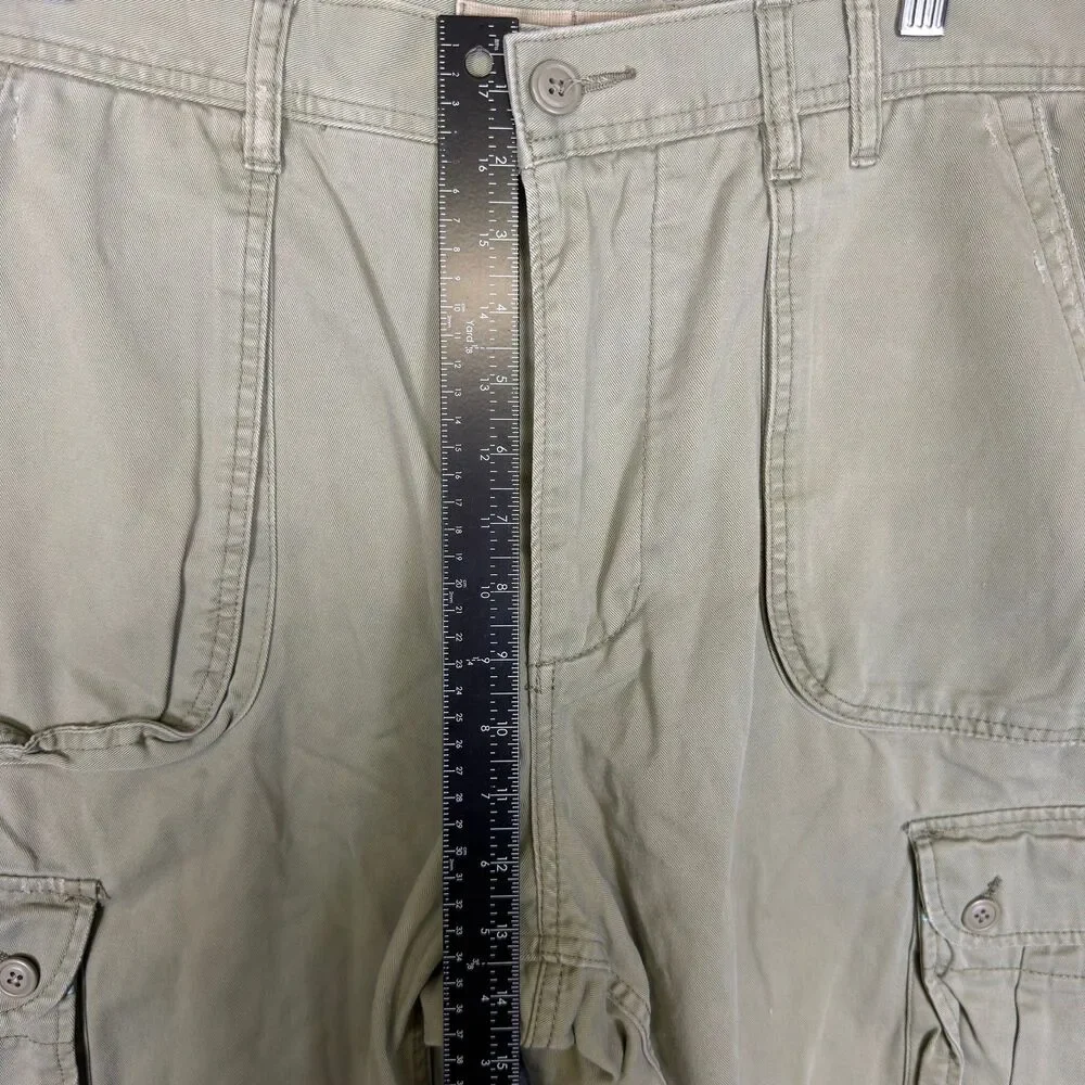 Old Navy Men's Cargo Shorts Size 36 Olive Green Flat Front Cotton Vintage Y2K